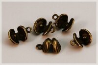 8 Anhänger Muschel in vintage Bronze