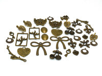 Set ROSALIE Anhänger Set mit verschiedenen Charms in...