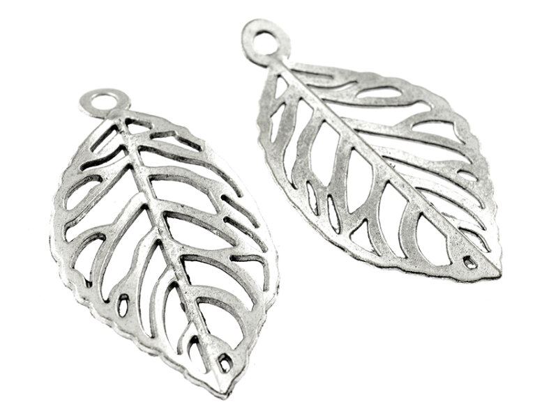 2 Anhänger "Leaf" in antik silberfarben