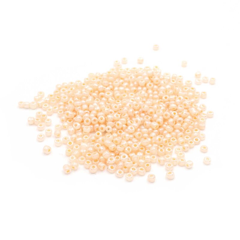 Rocailles Perlen in zartem apricot 3 mm 20 Gramm