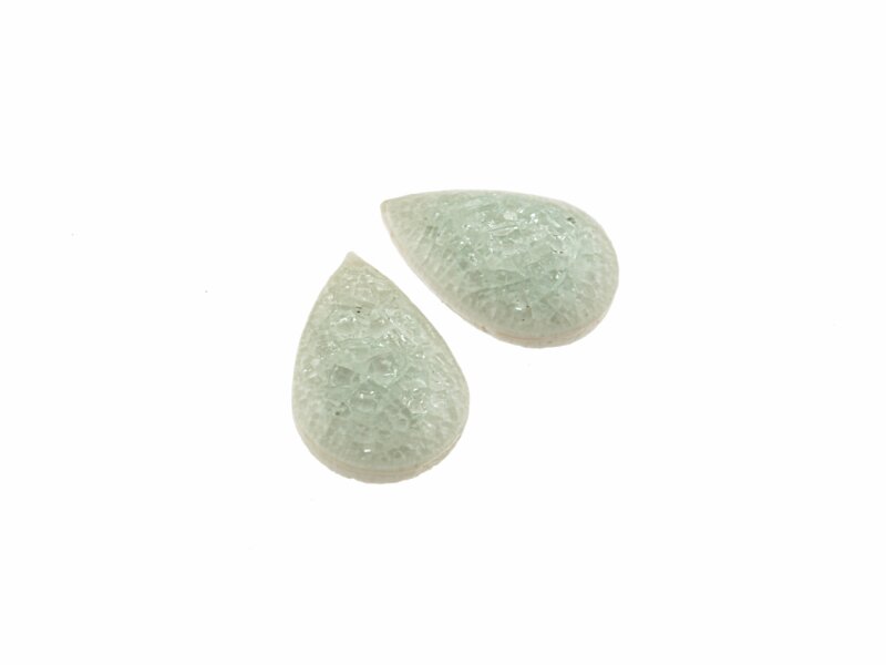 2 Cabochons aus Porzellan als Tropfen in eisblau