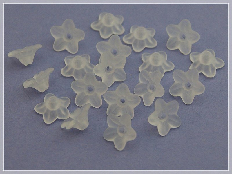 40 Blüten in weiss gefrostet, 10 mm