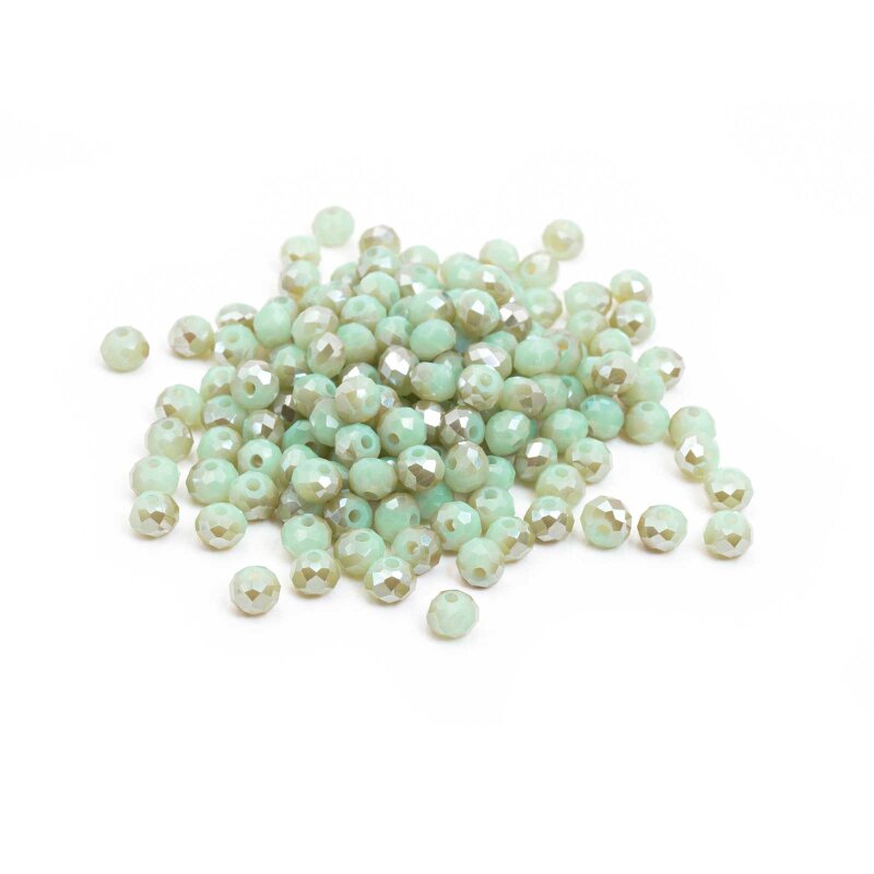 50 milchige Glasschliffperlen "Doll" in light mint, 4x3 mm