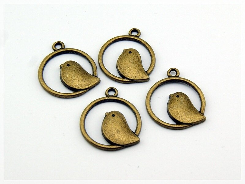 Vögelchen in vintage Bronze
